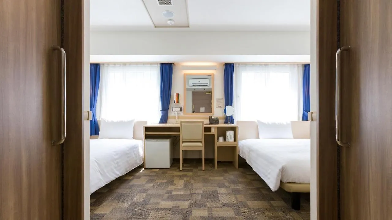 Toyoko Inn Tokyo Shinjuku Gyoemmae Eki 3 Ban Deguchi Japan